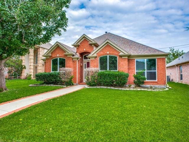 Building Photo - 7104 Inglenook Dr