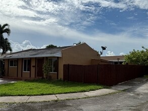 Building Photo - 13030 SW 49th Terrace