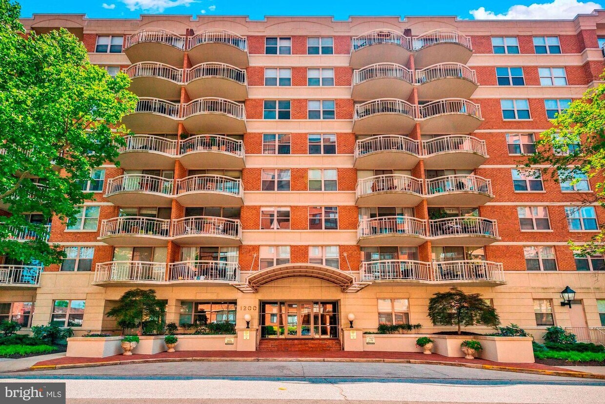 1200 Braddock Pl Unit 814, Alexandria, VA 22314 Condo for Rent in