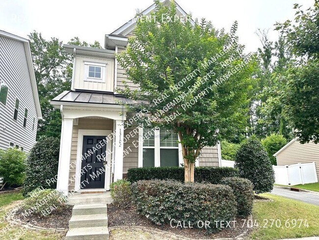 Foto del edificio - Beautiful 4BR/2.5BA 2 Story House in Hunte...