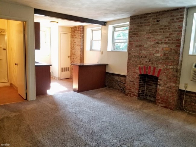Building Photo - 1 br, 1 bath Apartment - 3320 Ward Street 8