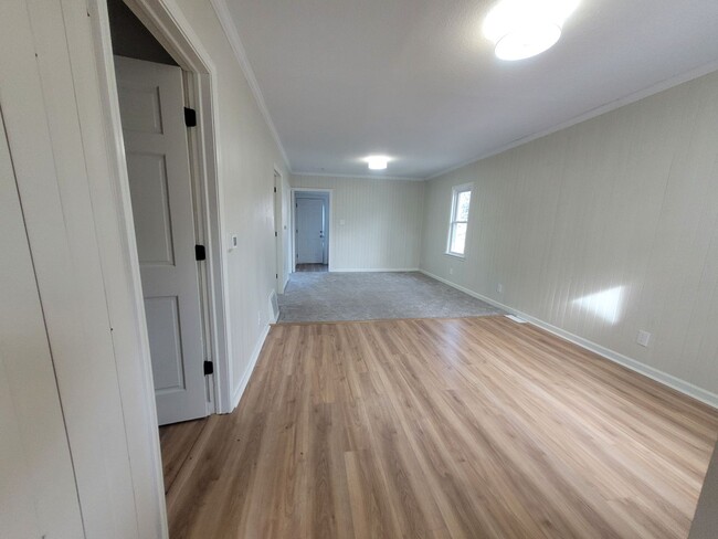 Foto del edificio - 2 Bedroom Rental Home with mudroom and spa...