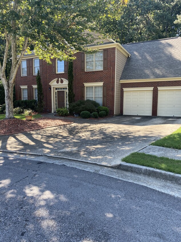 Primary Photo - 1205 Stoney Field Pl