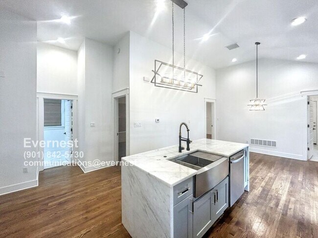 Foto del edificio - 354 Alexander St