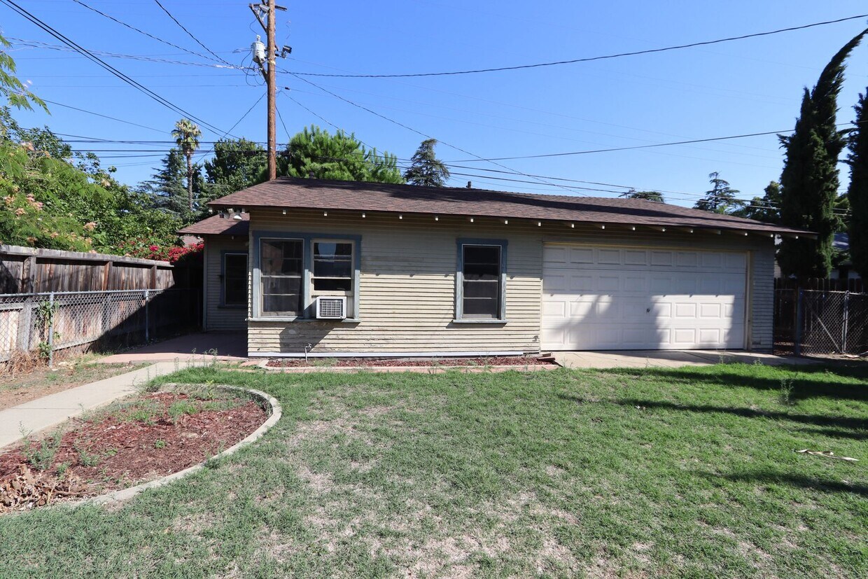 135 E El Morado Ct Unit 135 1/2, Ontario, CA 91764 Room for Rent in