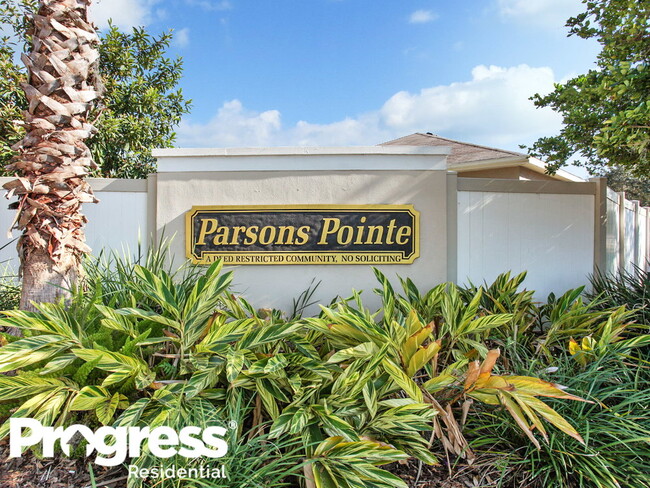 Building Photo - 702 Star Pointe Dr