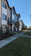 Building Photo - 2035-2035 Chalmers Way SW