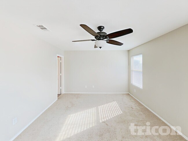 Foto del edificio - 2505 Mill Springs Pass