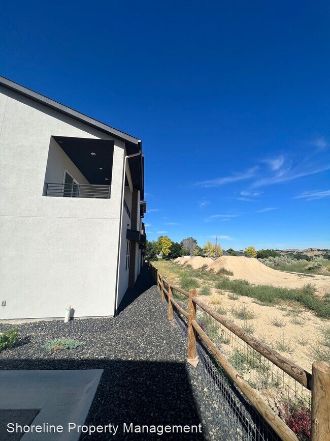 Foto del edificio - 3 br, 2 bath House - 10784 West Freestyle ...