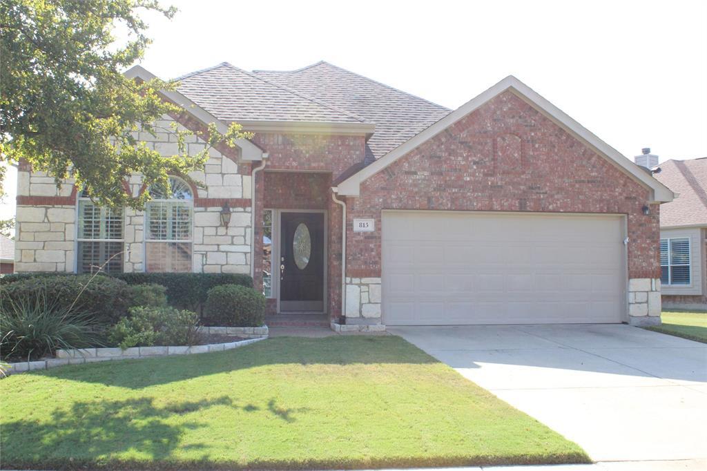 Primary Photo - 815 Mustang Dr