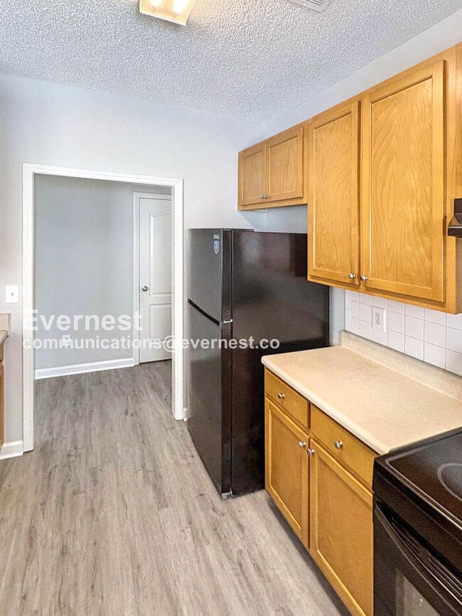 Foto del edificio - 8622 Thomas Rd