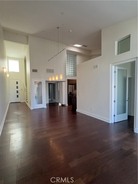 Foto del edificio - 600 Ridgeley Dr