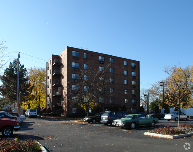 Foto del edificio - Conway Court