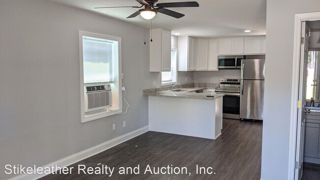 Building Photo - 2 br, 1 bath House - 250 W McNeely Avenue