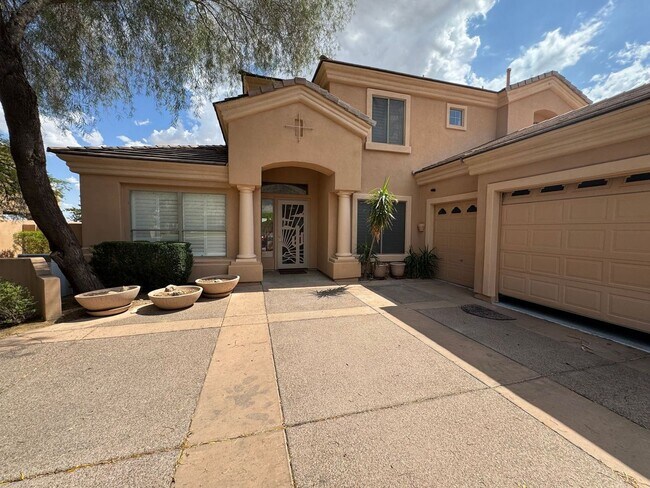Building Photo - 533 W Desert Flower Ln