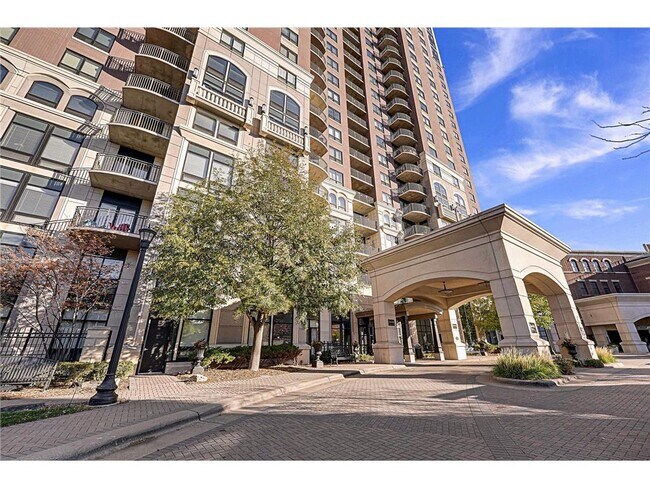 Foto del edificio - 500 500 E Grant St