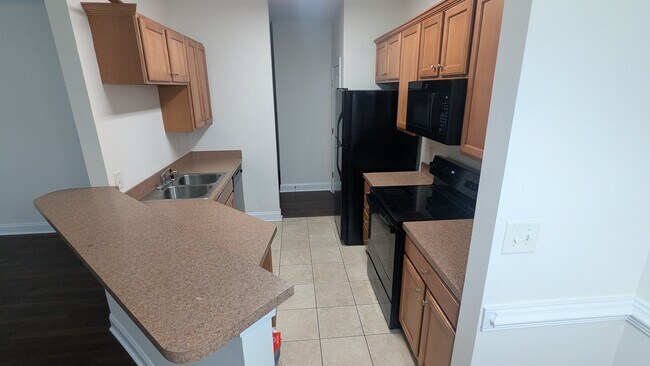 Building Photo - 2009 Silvercrest Dr
