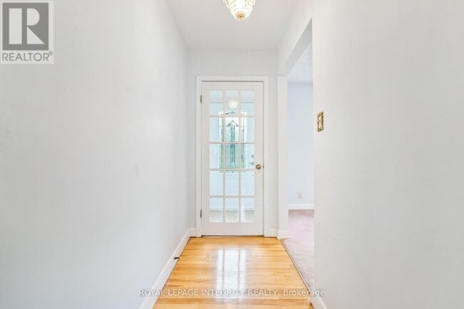 Building Photo - 18 Brookdale Ave