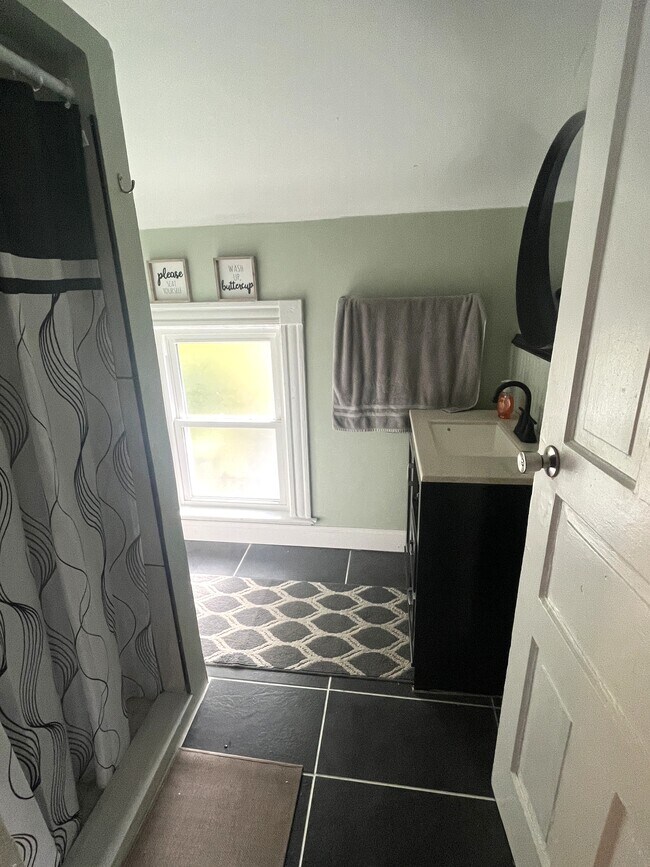 Foto del edificio - 1619 Myrtle St