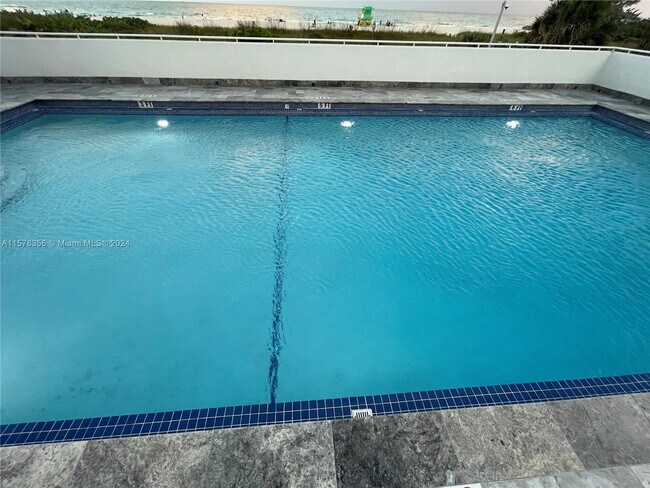 Foto del edificio - 401 Ocean Dr