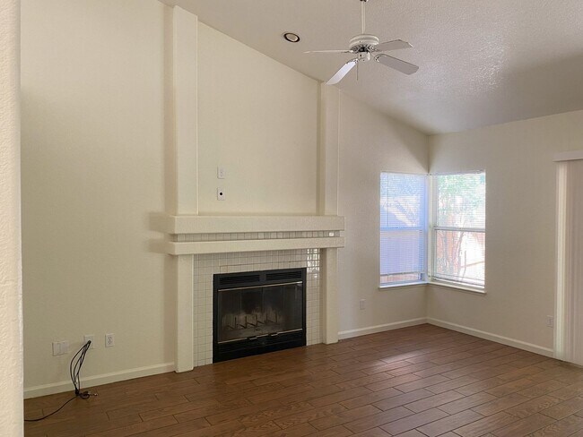 Foto del edificio - 5065 Concord Rd