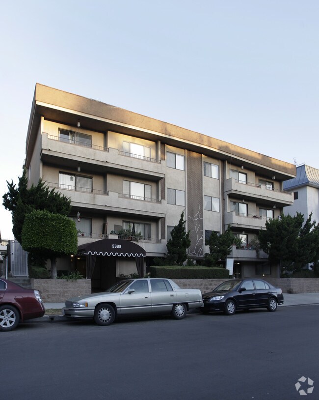 5335 Yarmouth Ave, Encino, CA 91316 Apartments Encino, CA