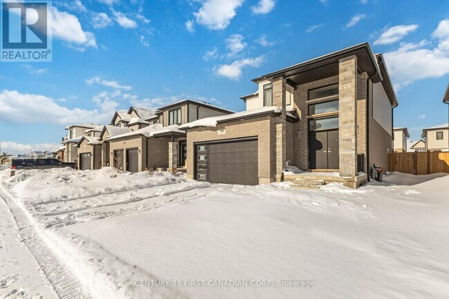 Photo du bâtiment - 184 Crestview Dr