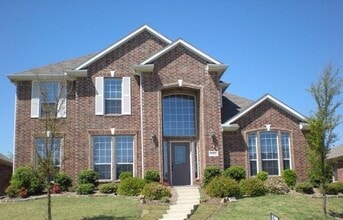 Building Photo - 1281 Stanford Dr