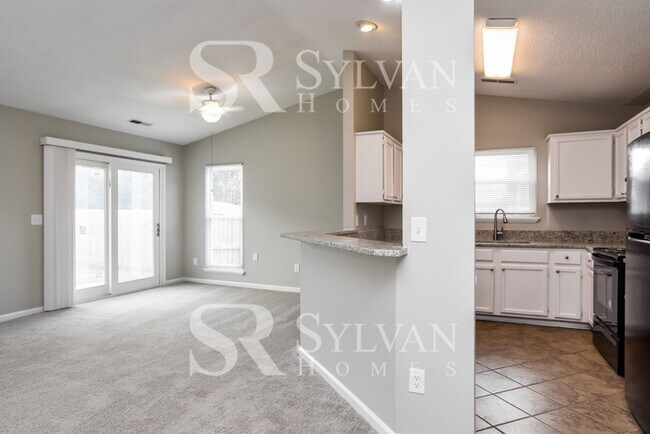 Foto del edificio - This home exudes a cheerful and welcoming charm!