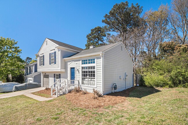 Building Photo - Remodeled Three Bedroom, Two Bath in Lithonia