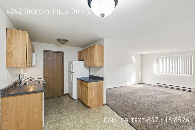 Building Photo - 4242 Hickory Hills Dr