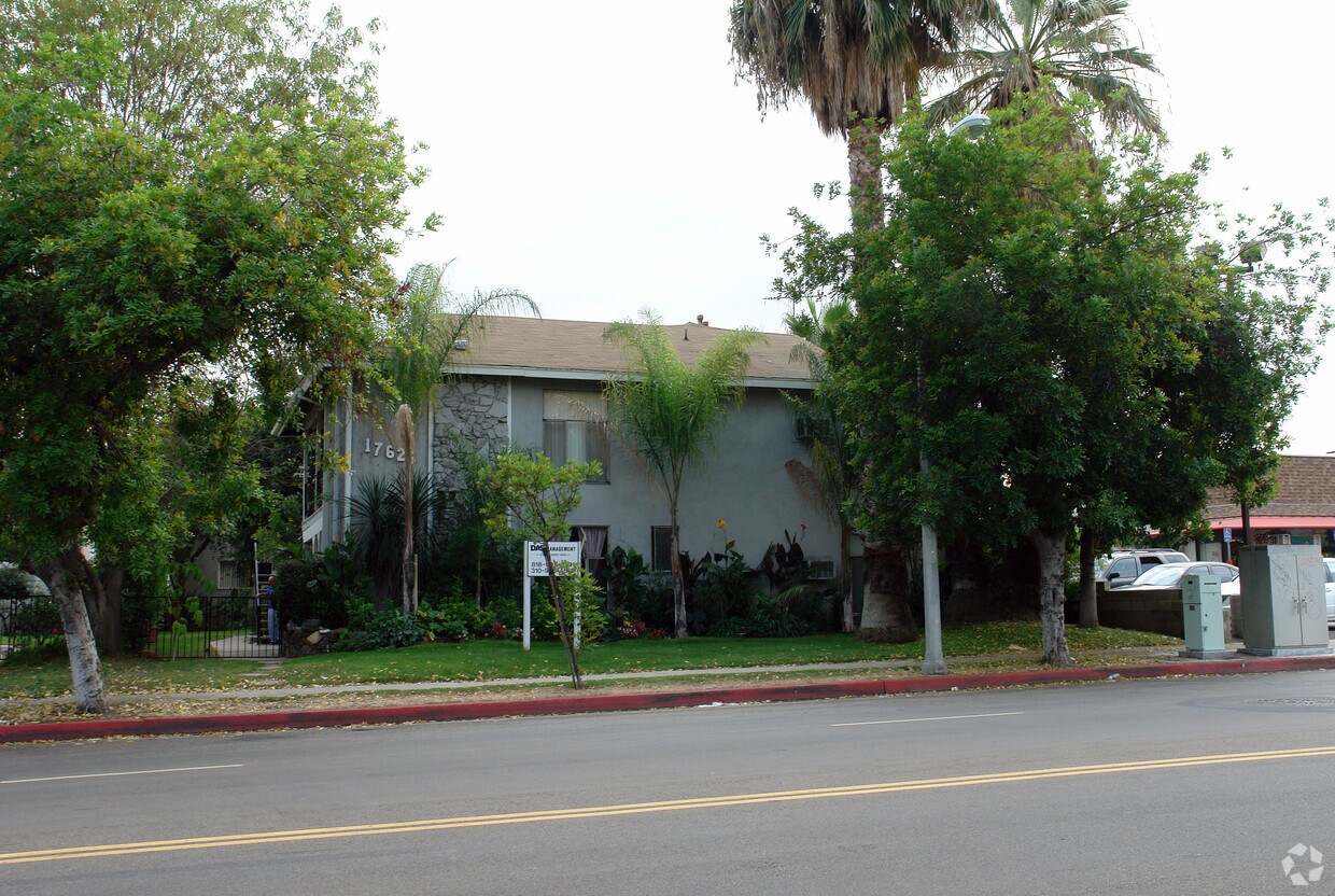 Primary Photo - Encino Apartments