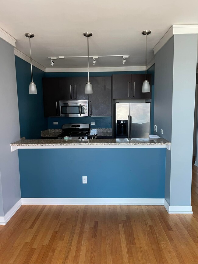 Kitchen Counter Top - 1570 Elmwood Ave