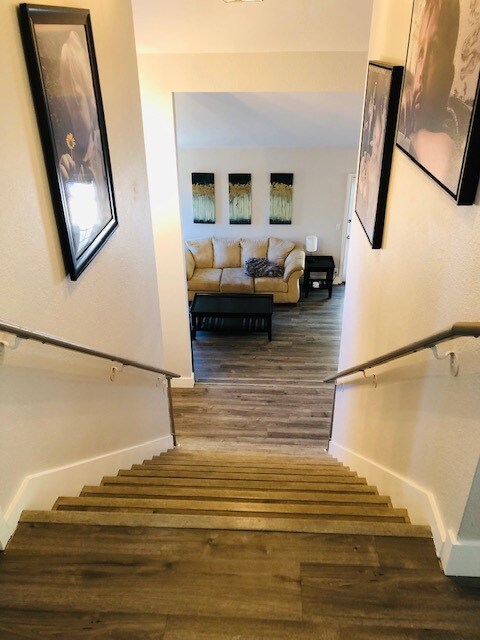 Foto del edificio - 1626 Landquist Dr