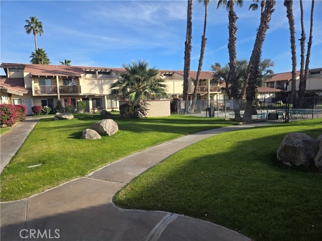 Foto principal - 81871 Las Palmas Rd
