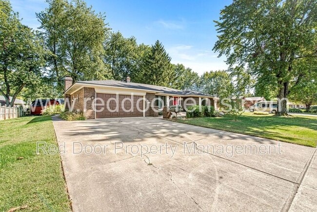 Foto del edificio - 8635 Bishops Ln