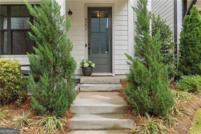 Building Photo - 4391 Gillon Cir SE