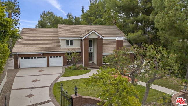 Foto del edificio - 4055 Nogales Dr