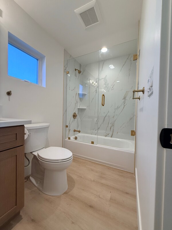 Foto del edificio - 6647 Delbarton St