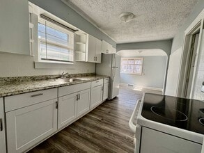 Building Photo - 5344 Brooklyn Ave