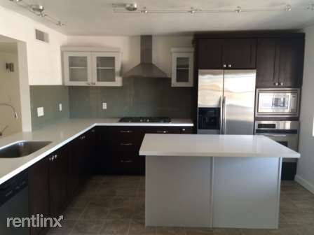 Building Photo - 4 br, 2.5 bath House - 7337 E Palm Ln