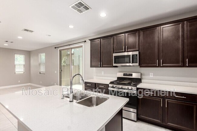 Building Photo - 4046 S 58th Ln