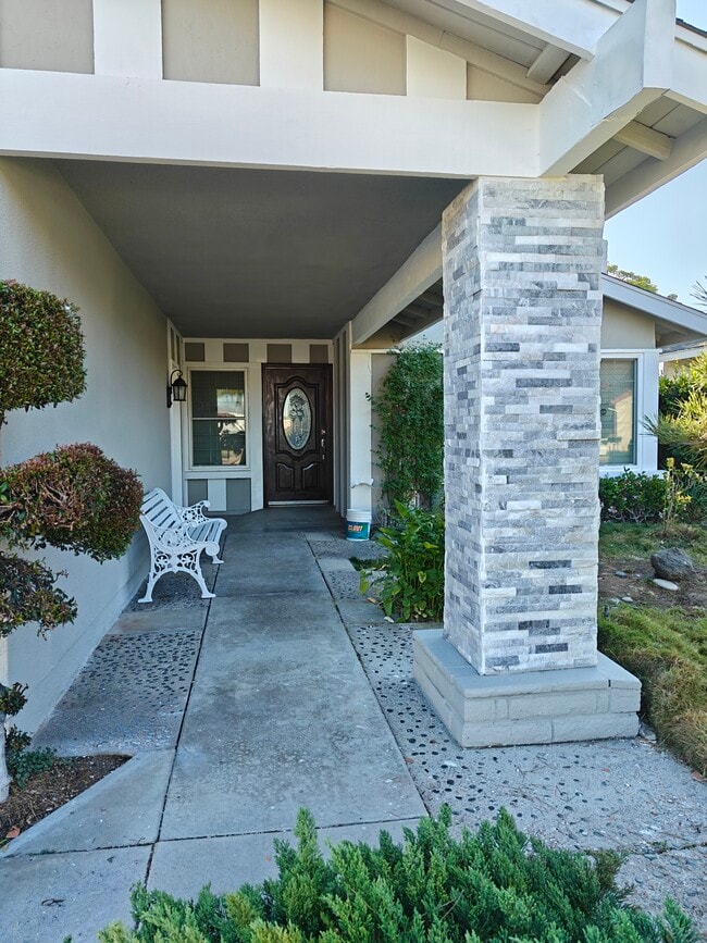 Building Photo - 15192 Tungwood St