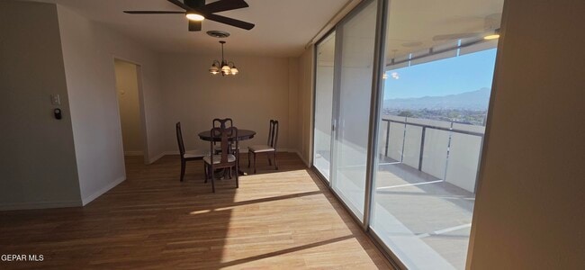 Foto del edificio - 1800 N Stanton St