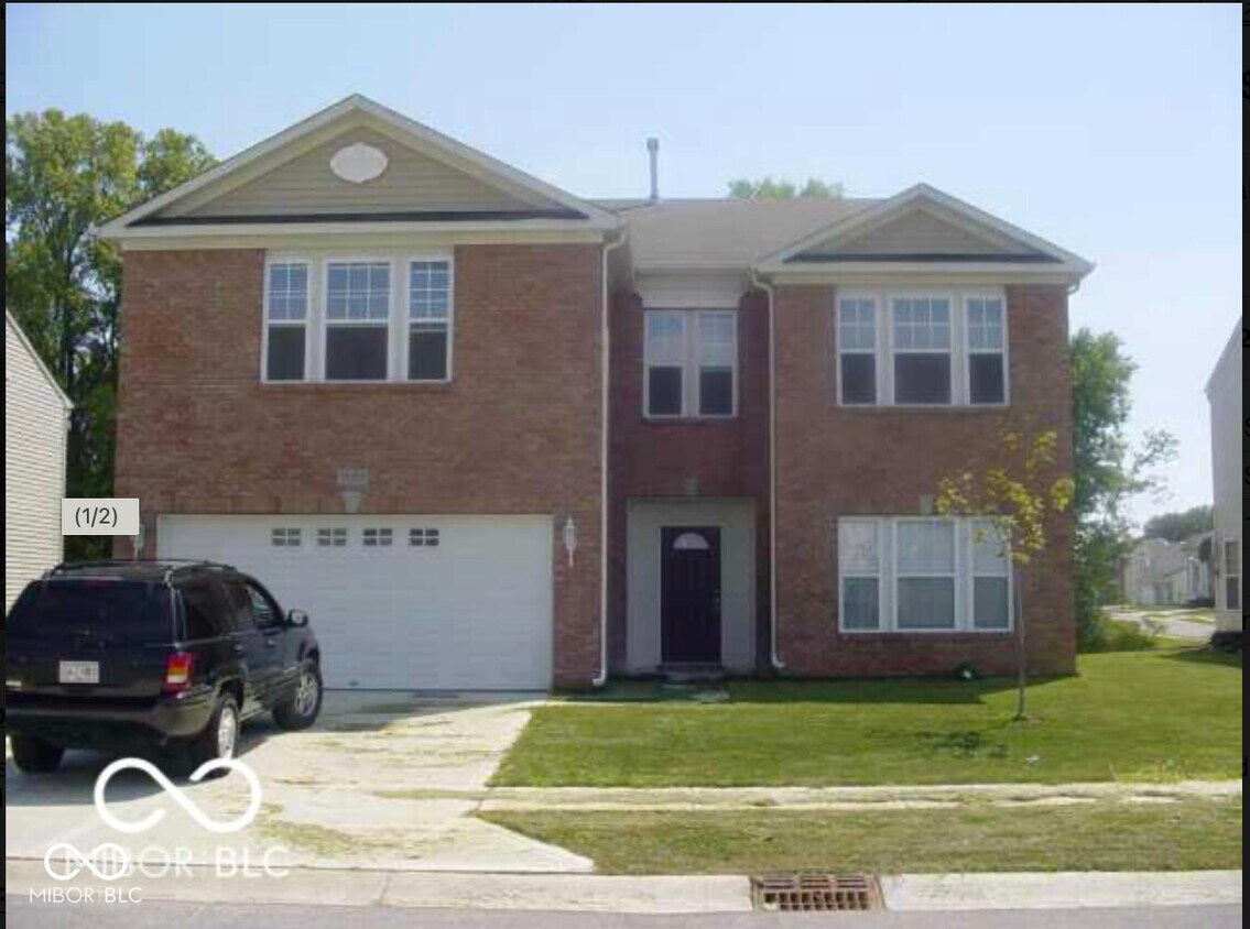 Primary Photo - 10563 Adam Dr