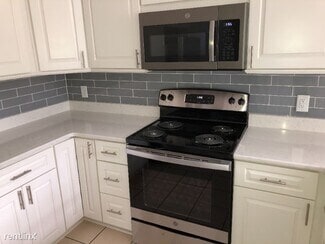 Foto del edificio - 2001 N Berwick Dr