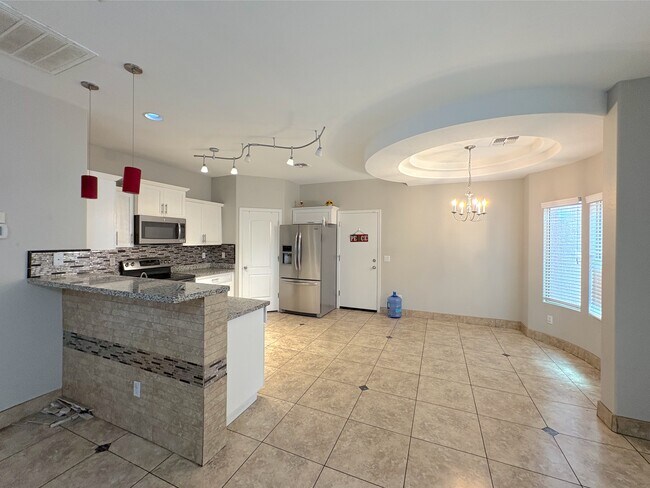 Foto del edificio - 2048 E Heartwood Ln