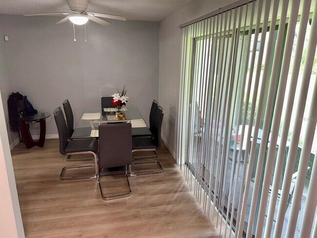 Foto del edificio - 4415 S Semoran Blvd