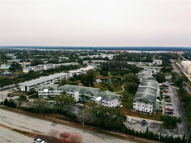 Building Photo - 11251 80th Ave