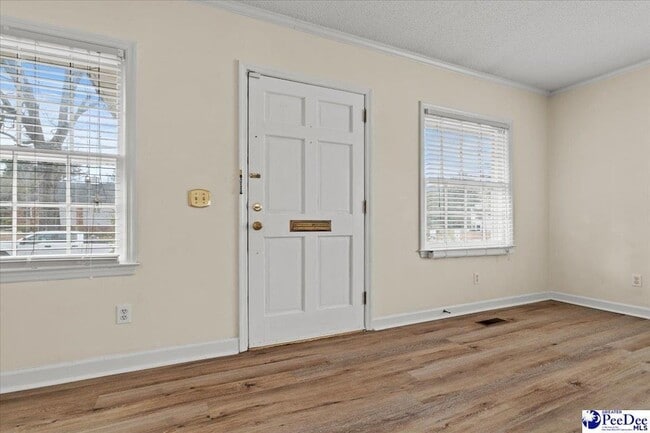 Building Photo - 509 Spruce St